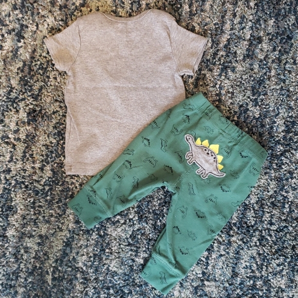 Carter's dinosaur outfit - Picture 7 of 8